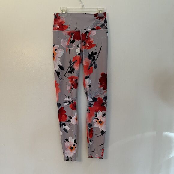 Fabletics Women’s Salar Leggings Bountiful Floral Print Sz XS‎ - Picture 1 of 3